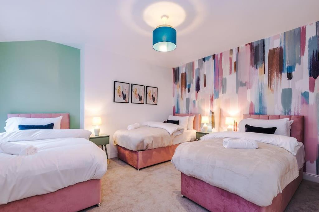5 Bed Salford Sanctuary Retreat Villa Манчестър Екстериор снимка