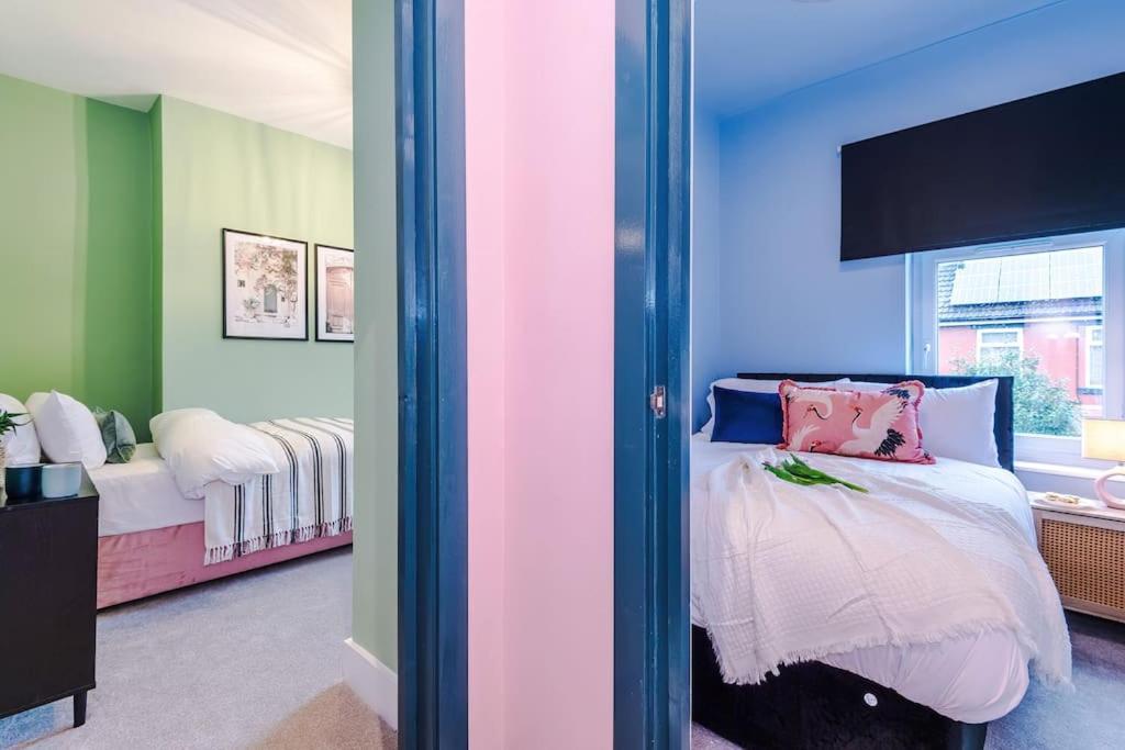 5 Bed Salford Sanctuary Retreat Villa Манчестър Екстериор снимка